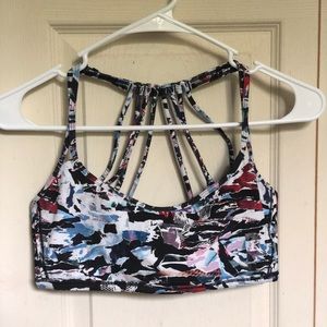 Lululemon sports bra